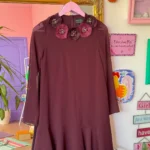NEEDLE & THREAD bordo suknelė