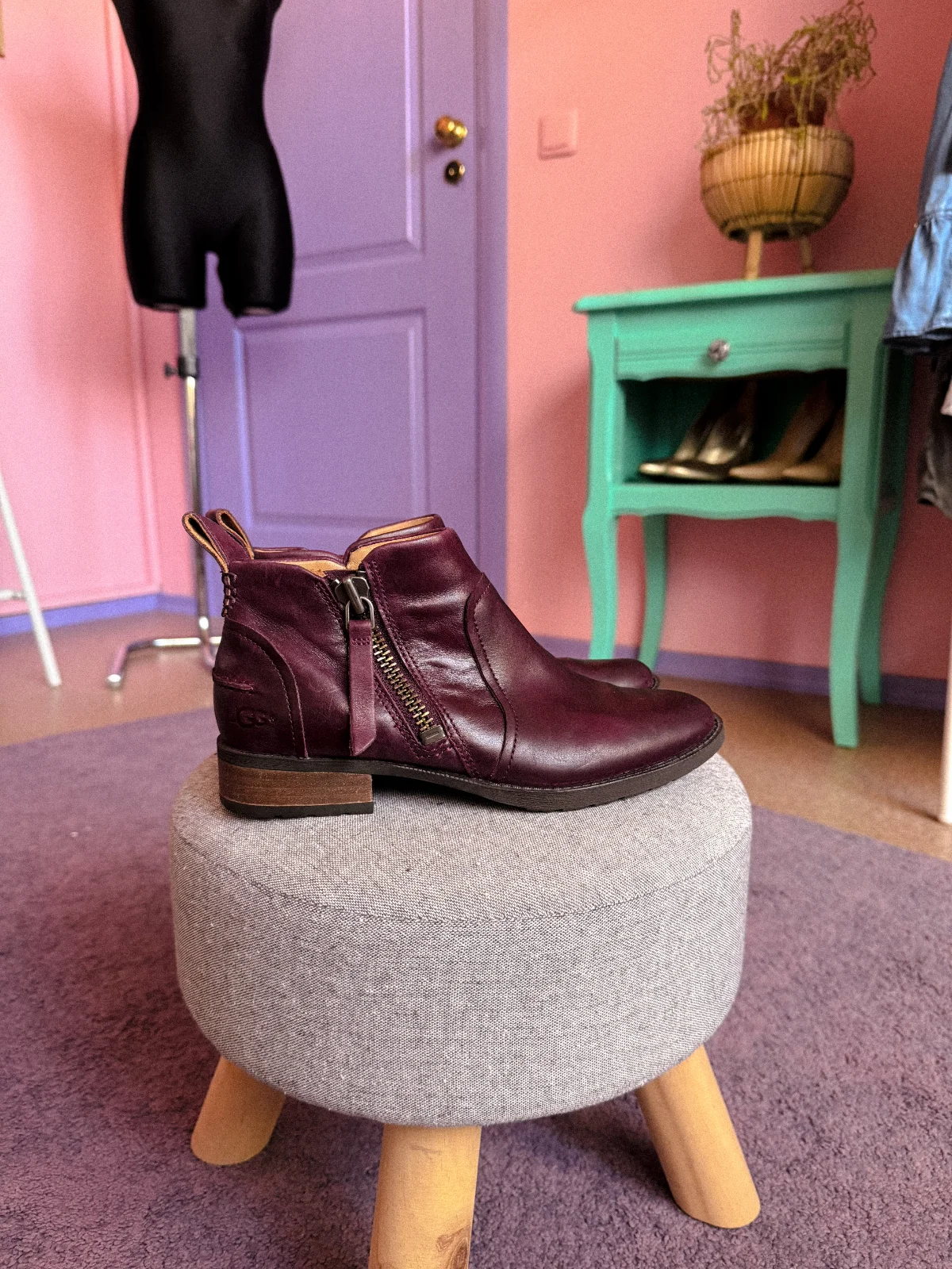 ugg-bordo-aulinukai-01 UGG bordo aulinukai - Image 1